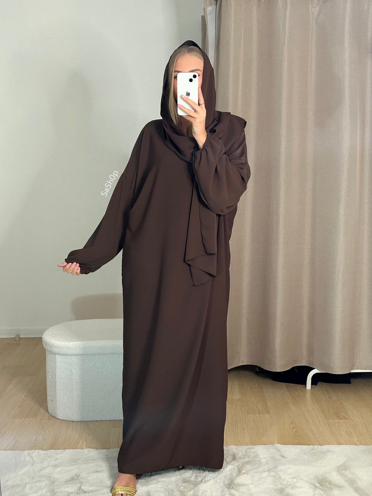 Abaya Zayna